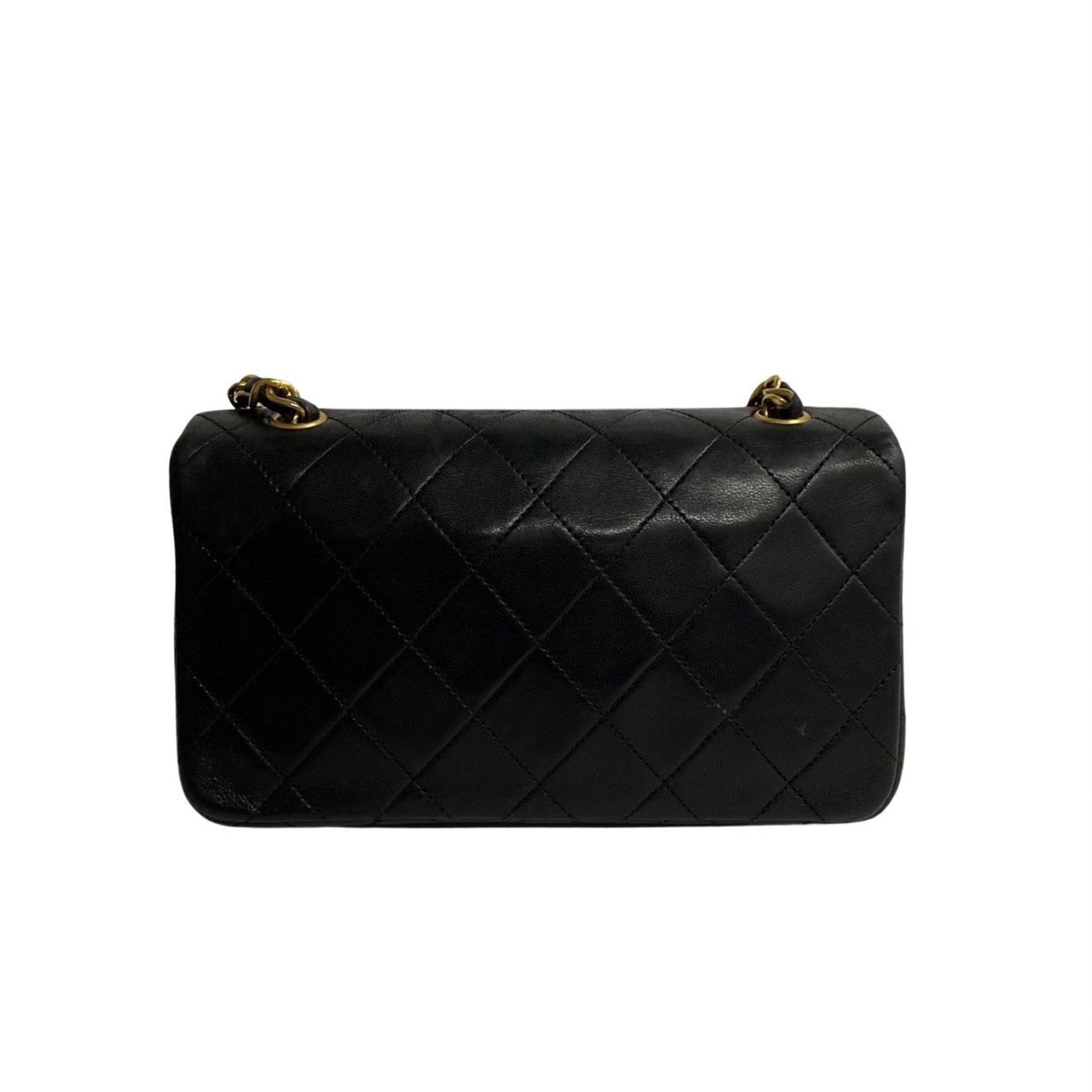 CHANEL Wallet On Chain Shoulder Bag