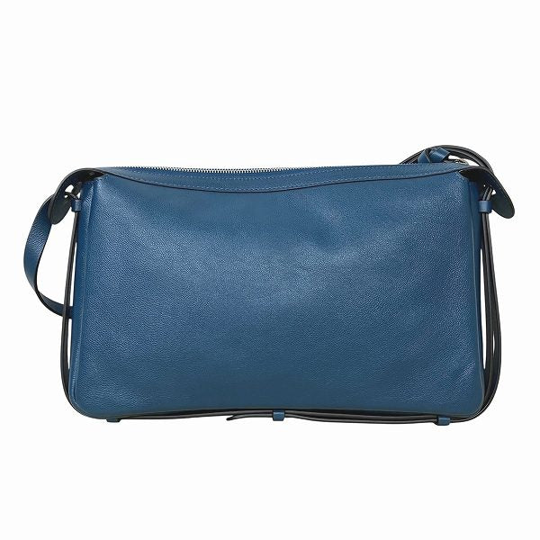 Fendi Simplyy Shoulder Bag Leather