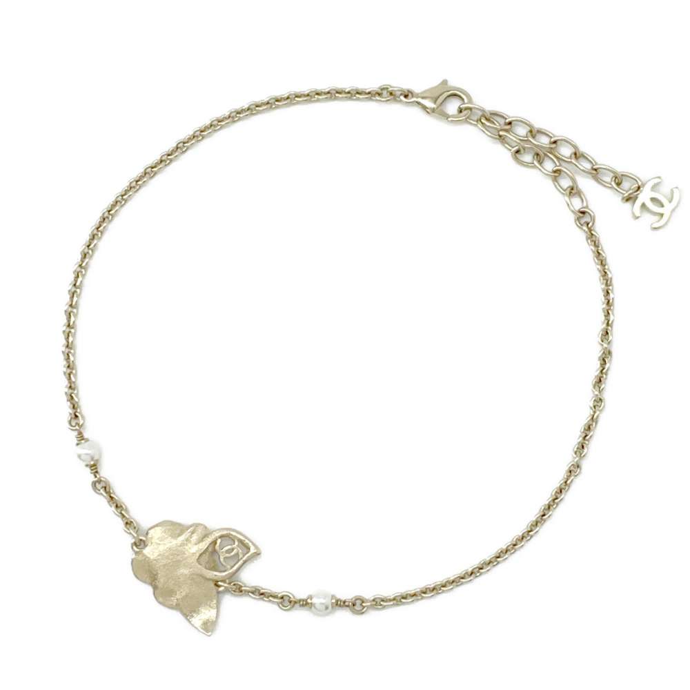 Chanel Camellia motif choker Champagne GoldABE419 Handbag