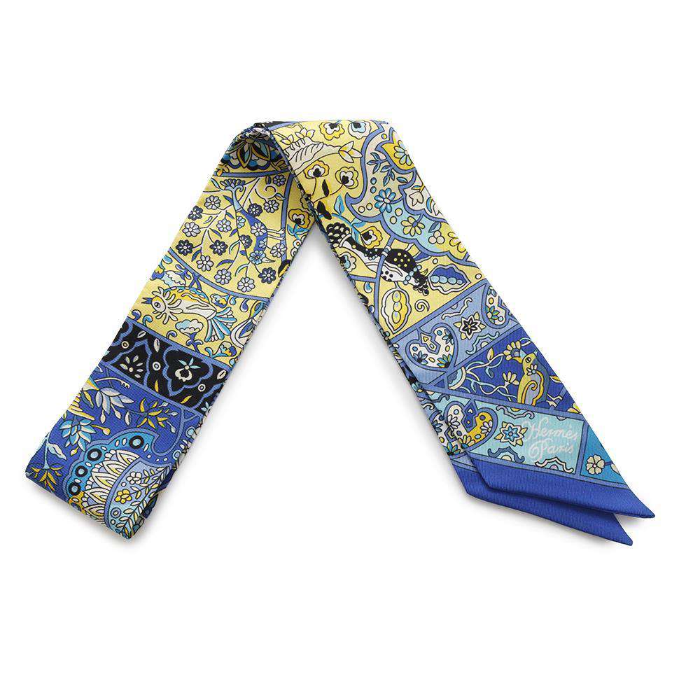 Twilly In The Land Of Blooming Birds Blue Travel Bag