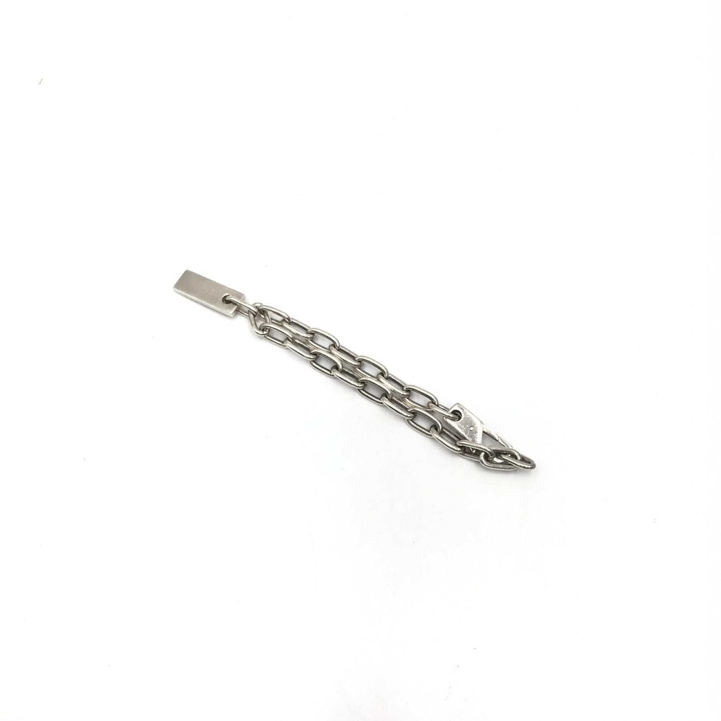 Gucci Sterling Silver Logo Plate Chain Women's Bracelet