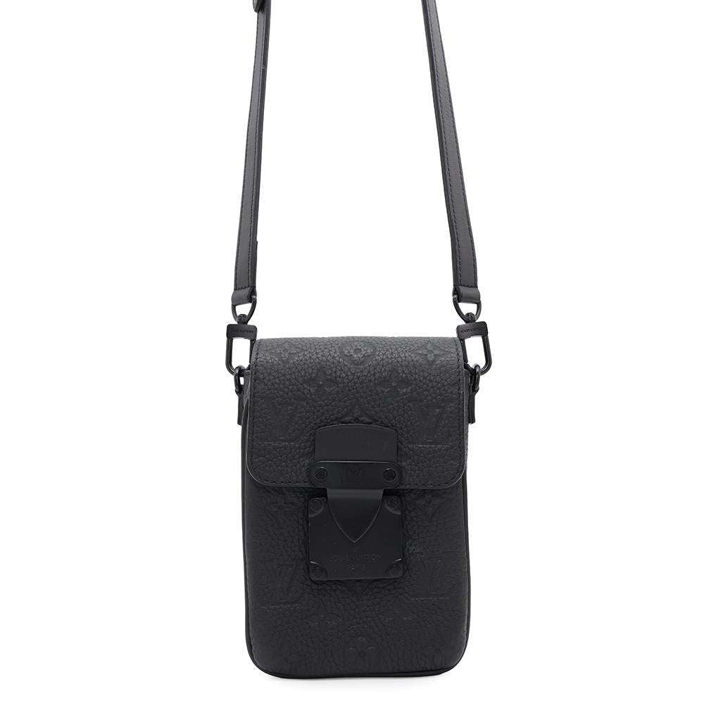 Louis Vuitton SPadlock Vertical Wearable NoirM81524 ・Taurillon Monogram Wallet Case