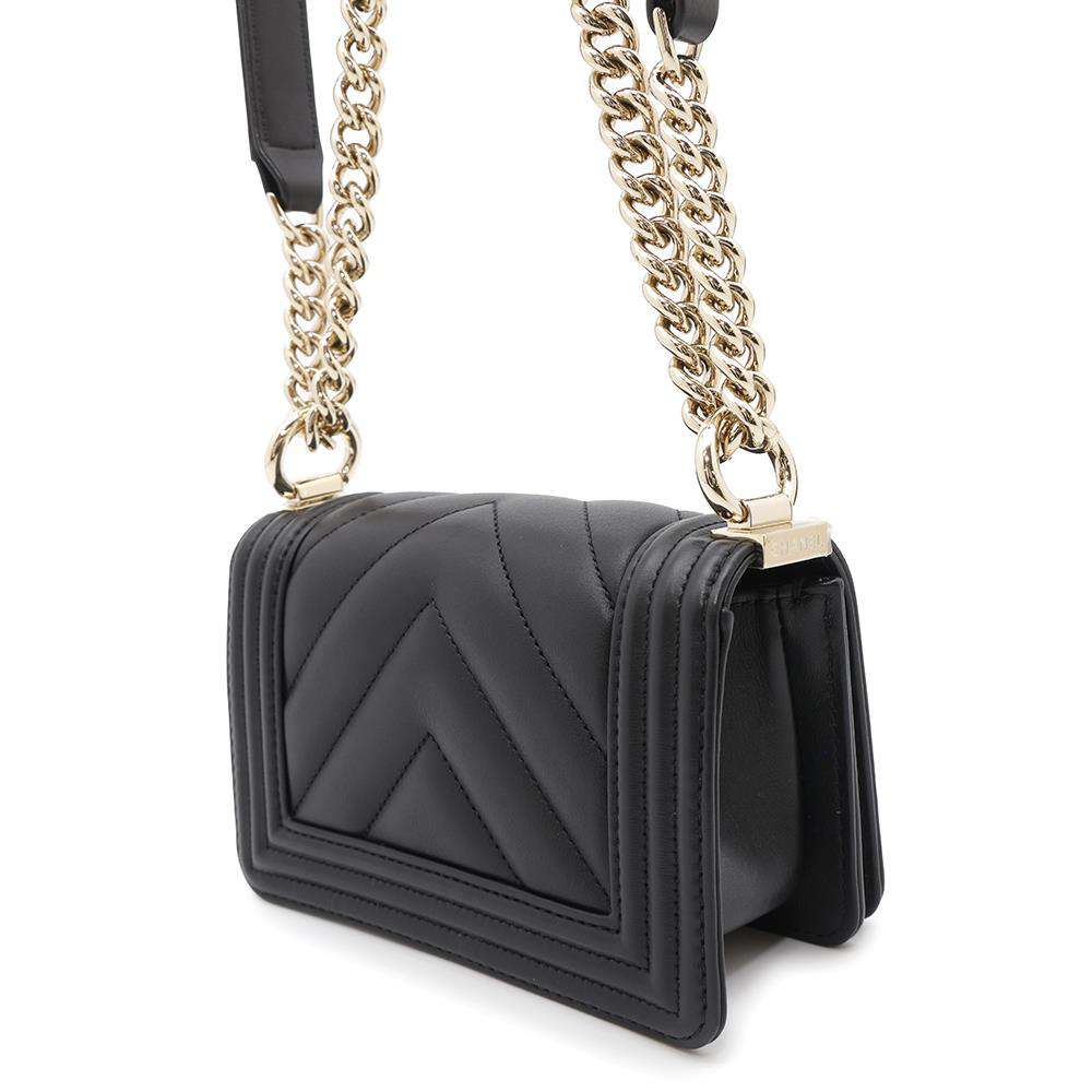 Chanel Boy ChainShoulder BlackA67364 Leather Shoulder Bag