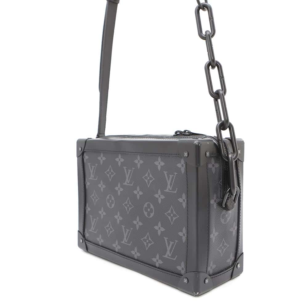 Louis Vuitton Soft Trunk NoirM44730 Eclipse Monogram Handbag