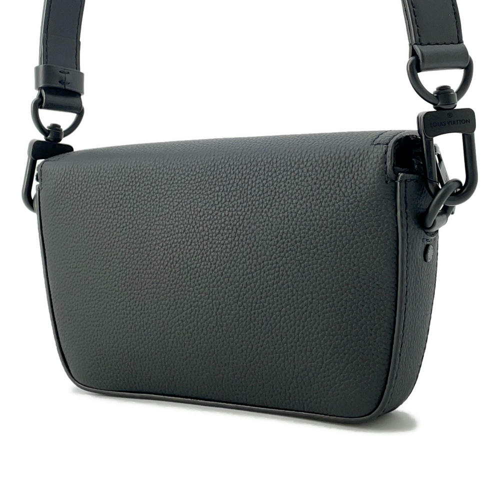 Louis Vuitton Pilot Wearable NoirM83563 Leather Wallet Case