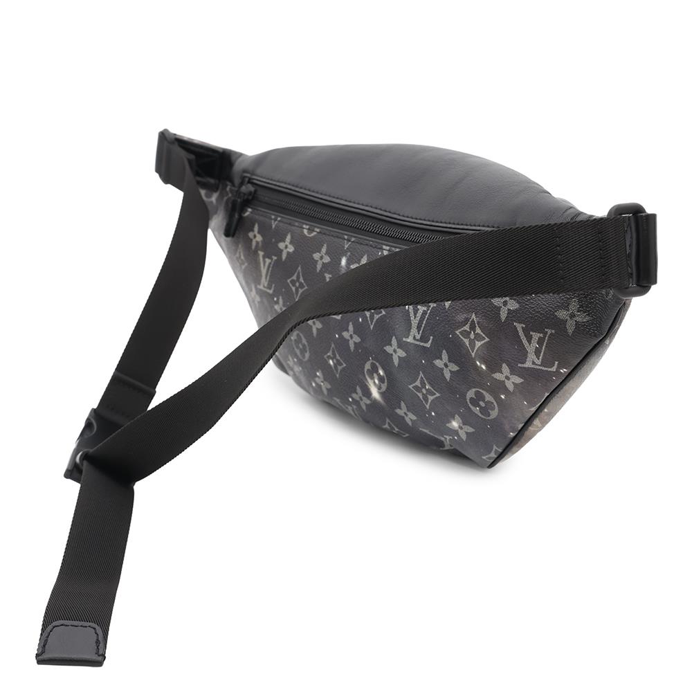 Louis Vuitton Discovery Bumback NoirM44444 Galaxy Monogram Handbag