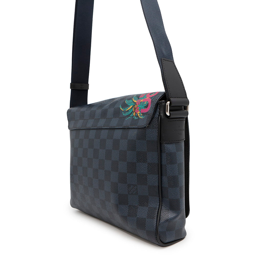 Louis Vuitton District NoirN50005 Cobalt Damier Canvas Handbag