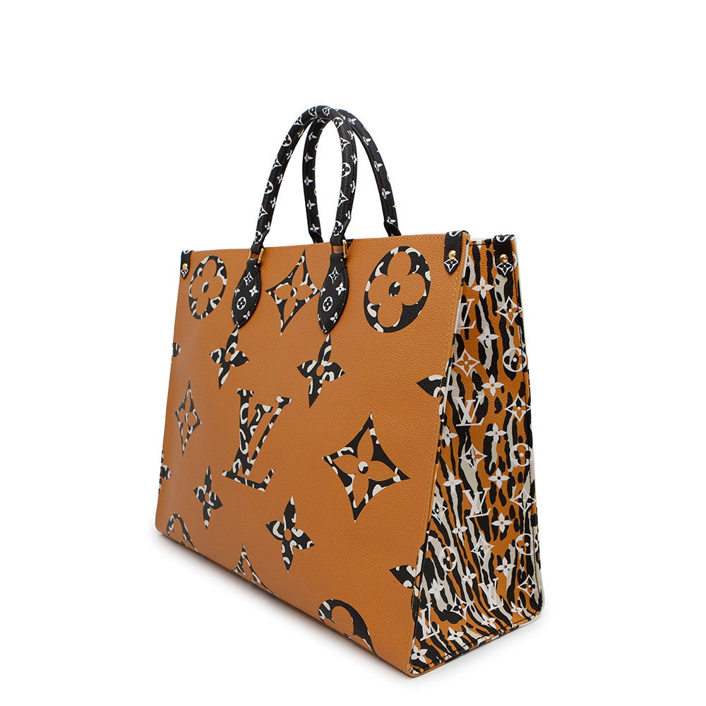 Louis Vuitton Onthego IvoireM44675 Jungle Monogram Handbag
