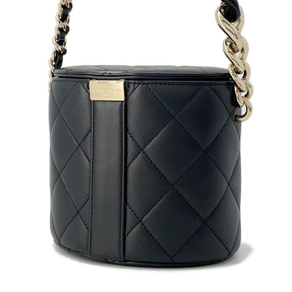 Chanel Matelasse vanity Lambskin Black Handbag