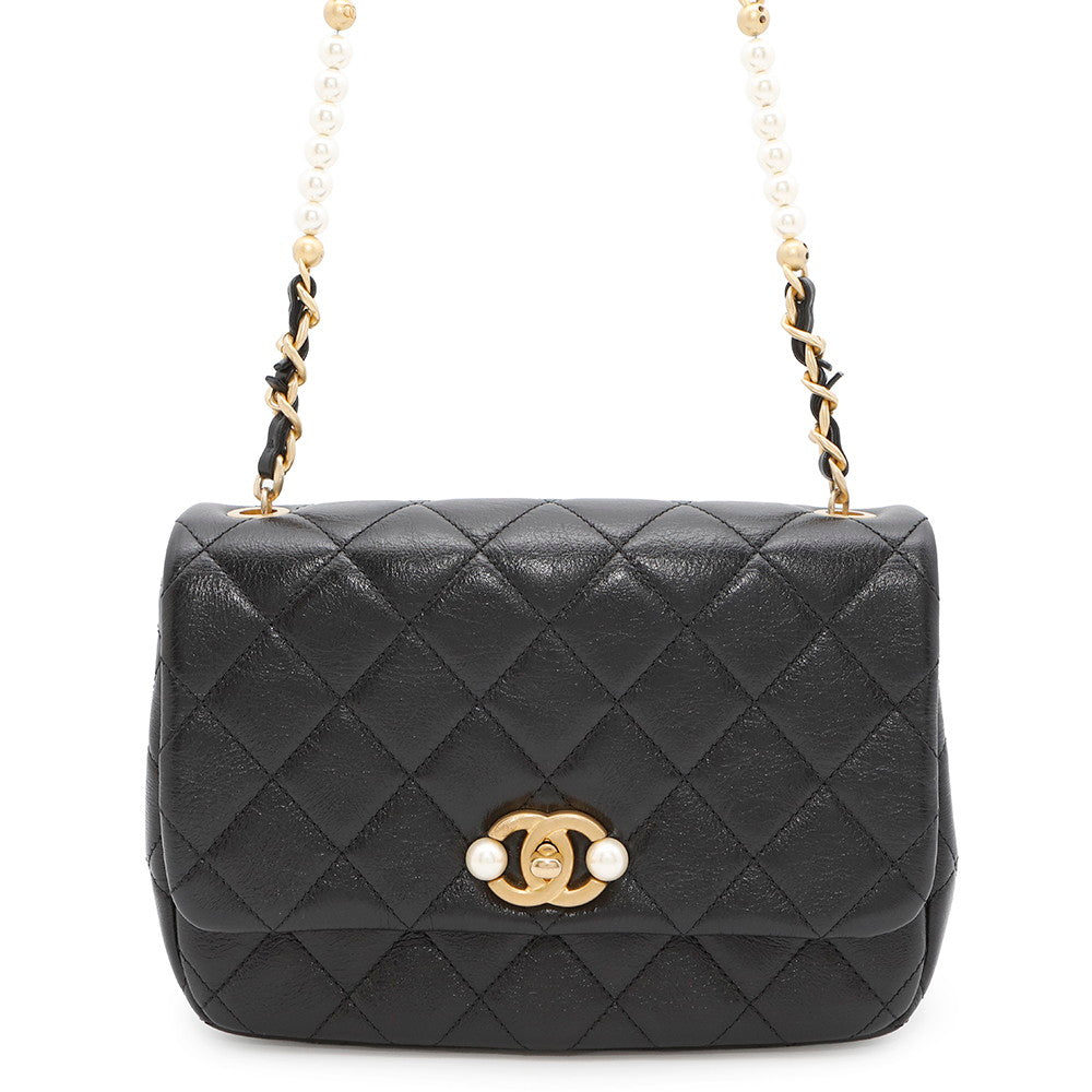 Chanel Matelasse PearlChainShoulder BlackAS3000 Shiny Calf Leather Shoulder Bag