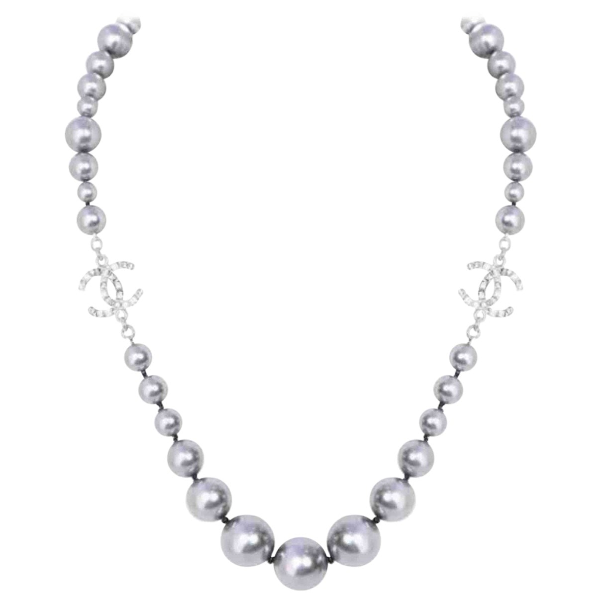 Chanel cc grey metal necklaces