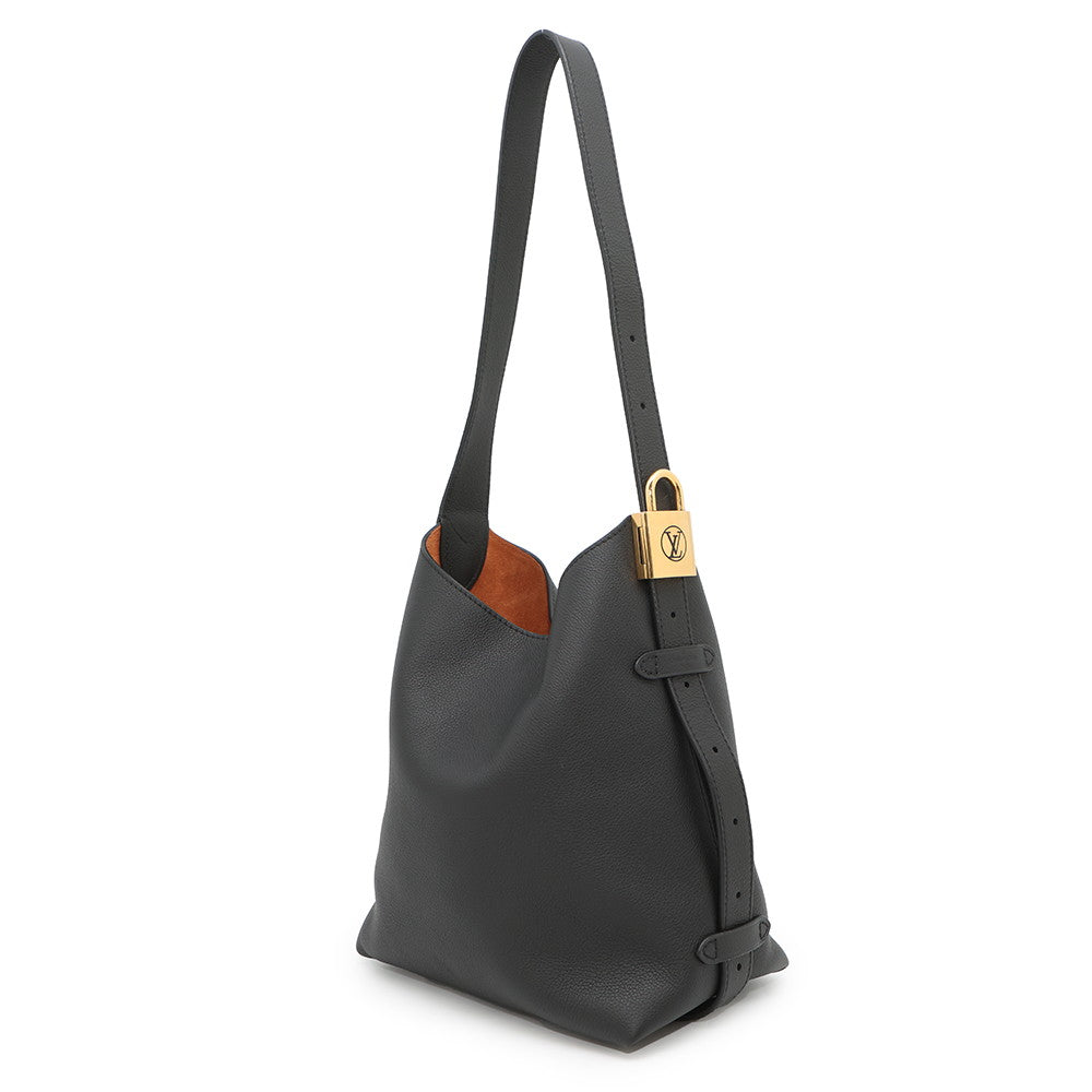 Louis Vuitton Lowkey NoirM25352 Size PM Leather Calf Shoulder Bag