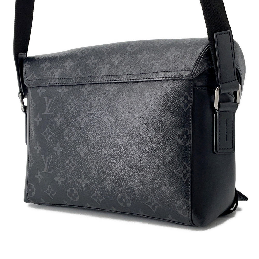 Louis Vuitton Messenger Voyage NoirM40511 Eclipse Monogram Crossbody Bag