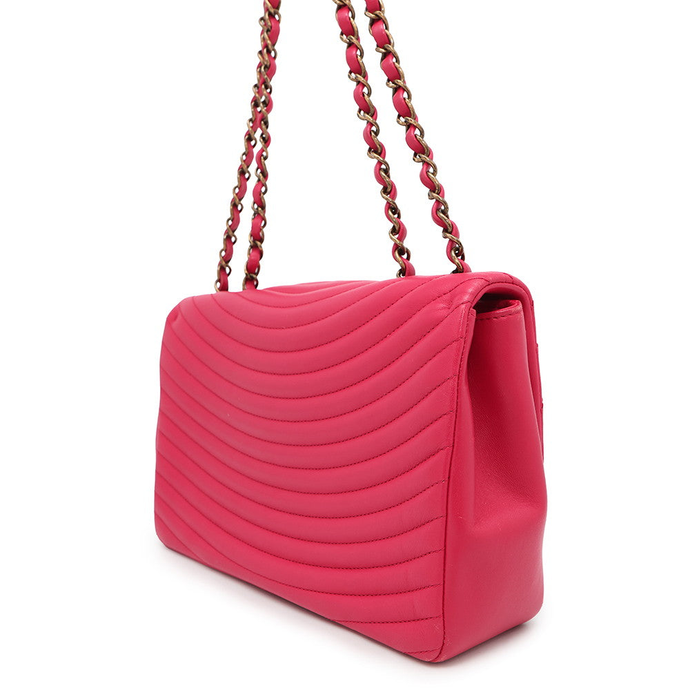Chanel Design Stitch ChainShoulder Lambskin Pink Shoulder Bag