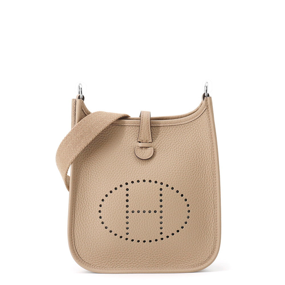 Evelyne Long Marfa Taurillon Clemence Size Tpm Beige Travel Bag