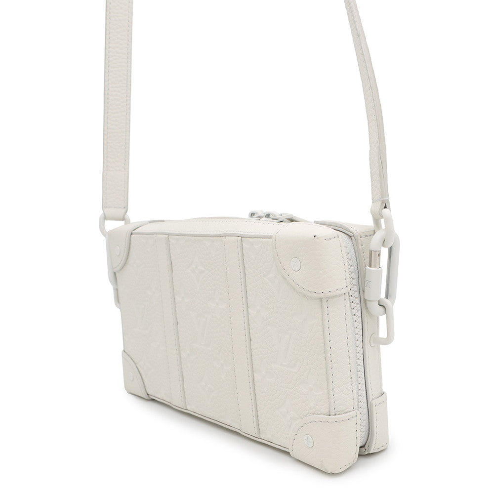 Louis Vuitton Soft Trunk WhiteM80146 ・Taurillon Friend Monogram Wallet Case