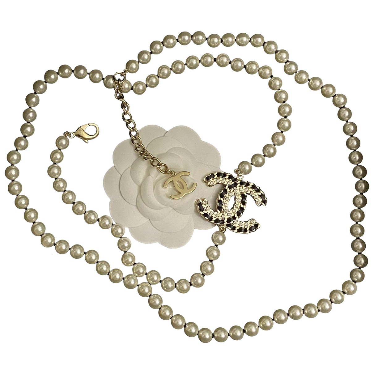 Chanel ecru pearls long necklaces