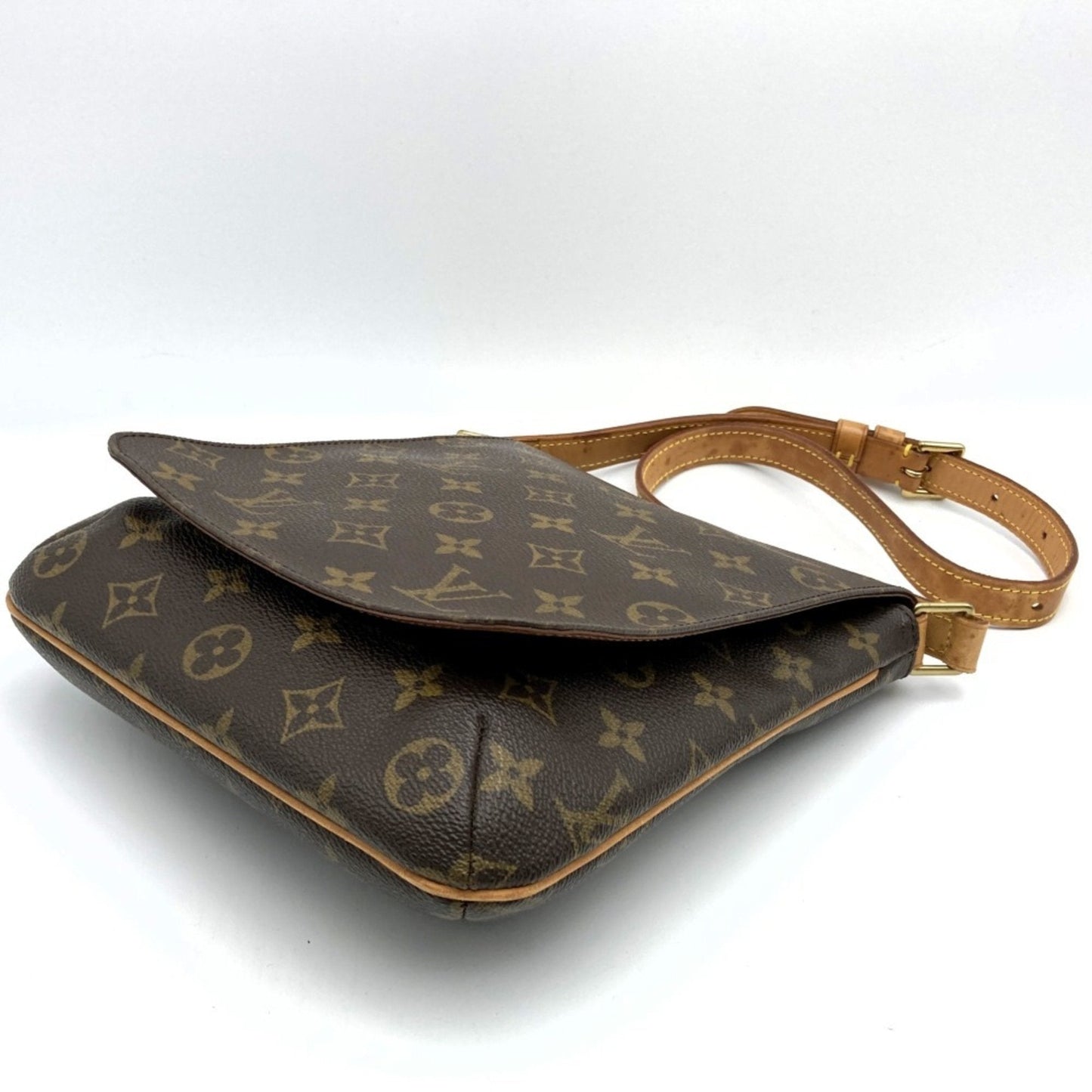 LOUIS VUITTON M tte Salsa Shoulder Bag