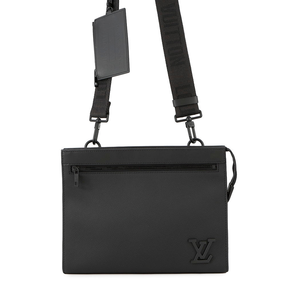 Louis Vuitton Messenger Voyage NoirM59329 Aerogram Leather Crossbody Bag