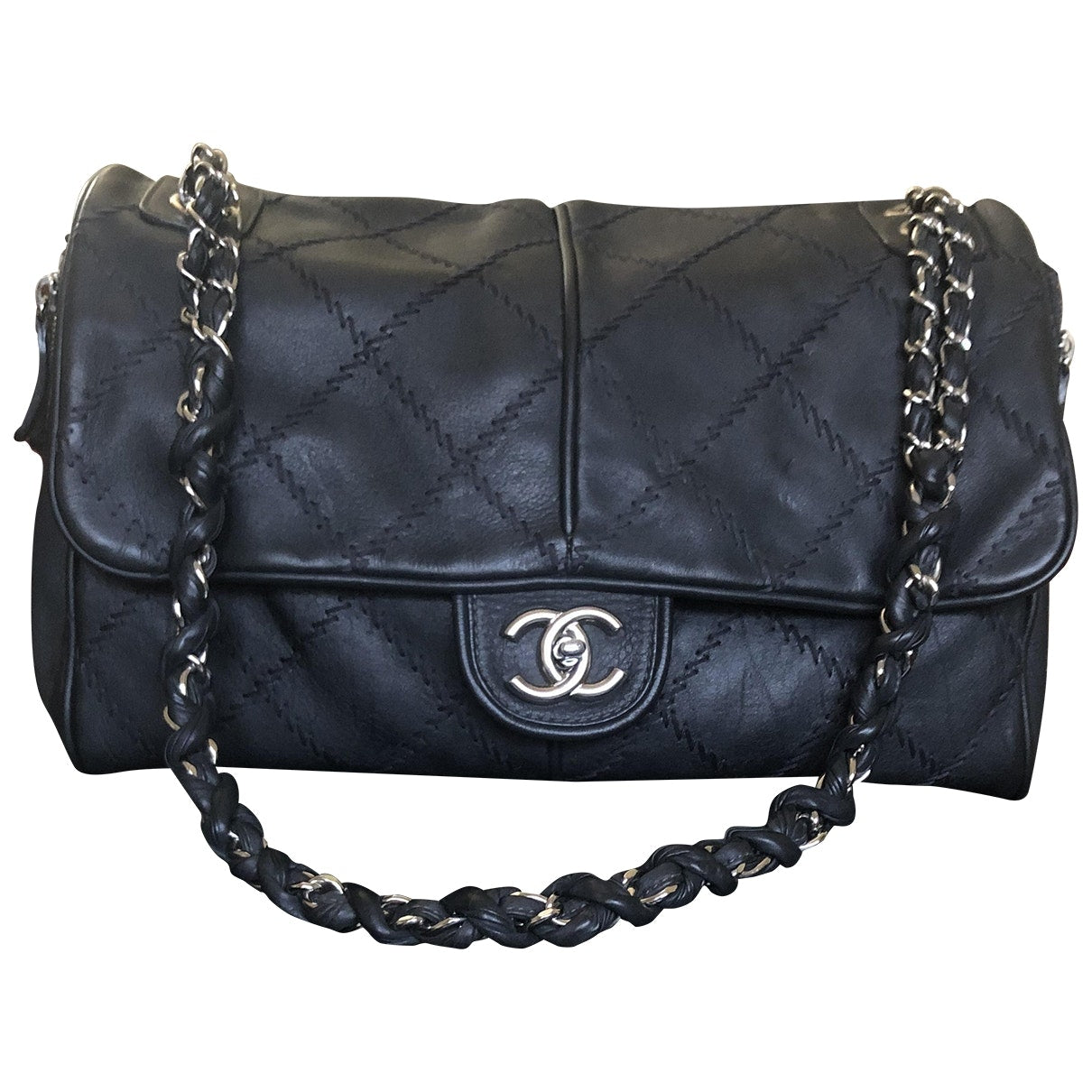 Chanel timeless/classique black leather handbag