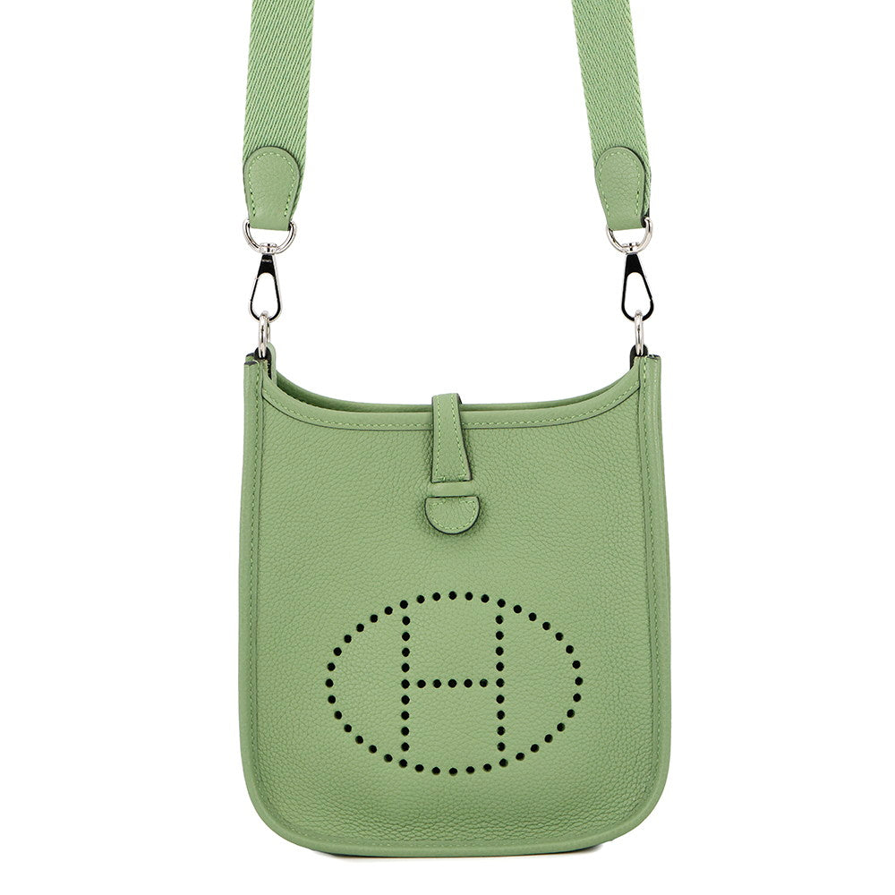 Evelyne Vert Cricket Taurillon Clemence Size Tpm Travel Bag