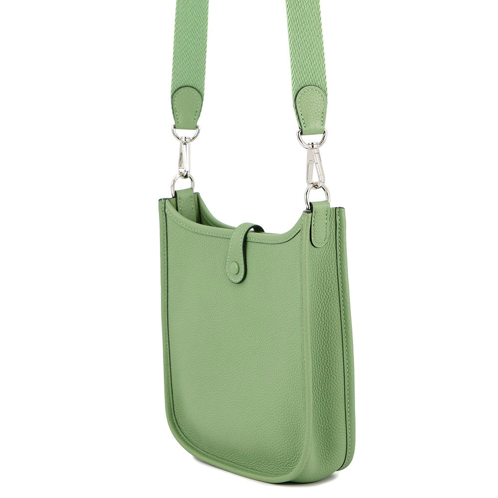Evelyne Vert Cricket Taurillon Clemence Size Tpm Travel Bag