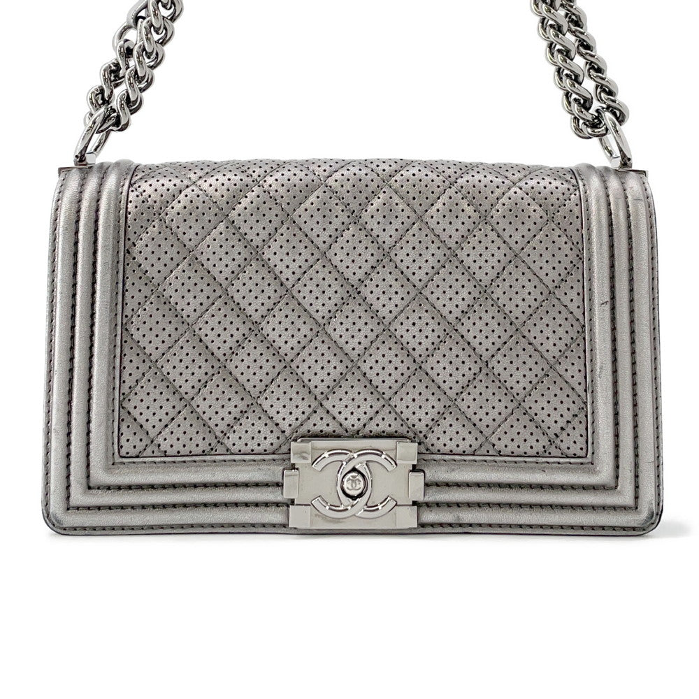Chanel Boy ChainShoulder SilverA67086 Lambskin Shoulder Bag