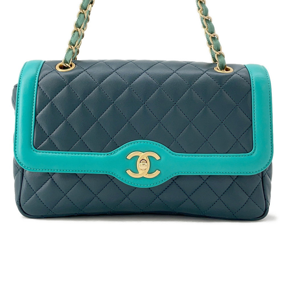Chanel Matelasse ChainShoulder Lambskin Green Shoulder Bag