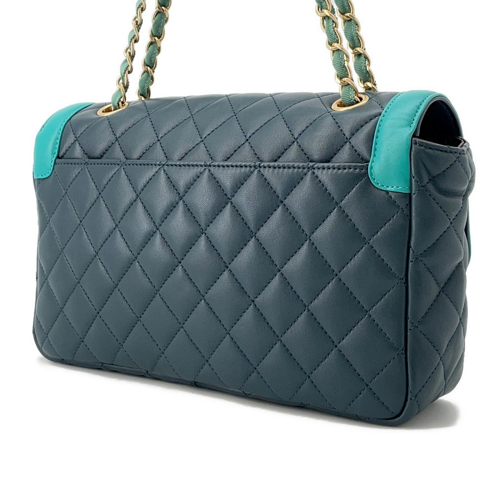 Chanel Matelasse ChainShoulder Lambskin Green Shoulder Bag