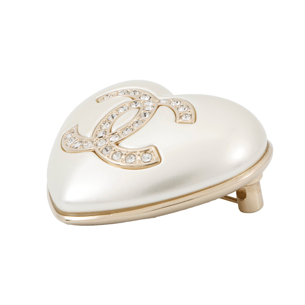 Chanel Heart Brooch Rhinestone PearlAB7006 Plated Rhinestone Gold Handbag