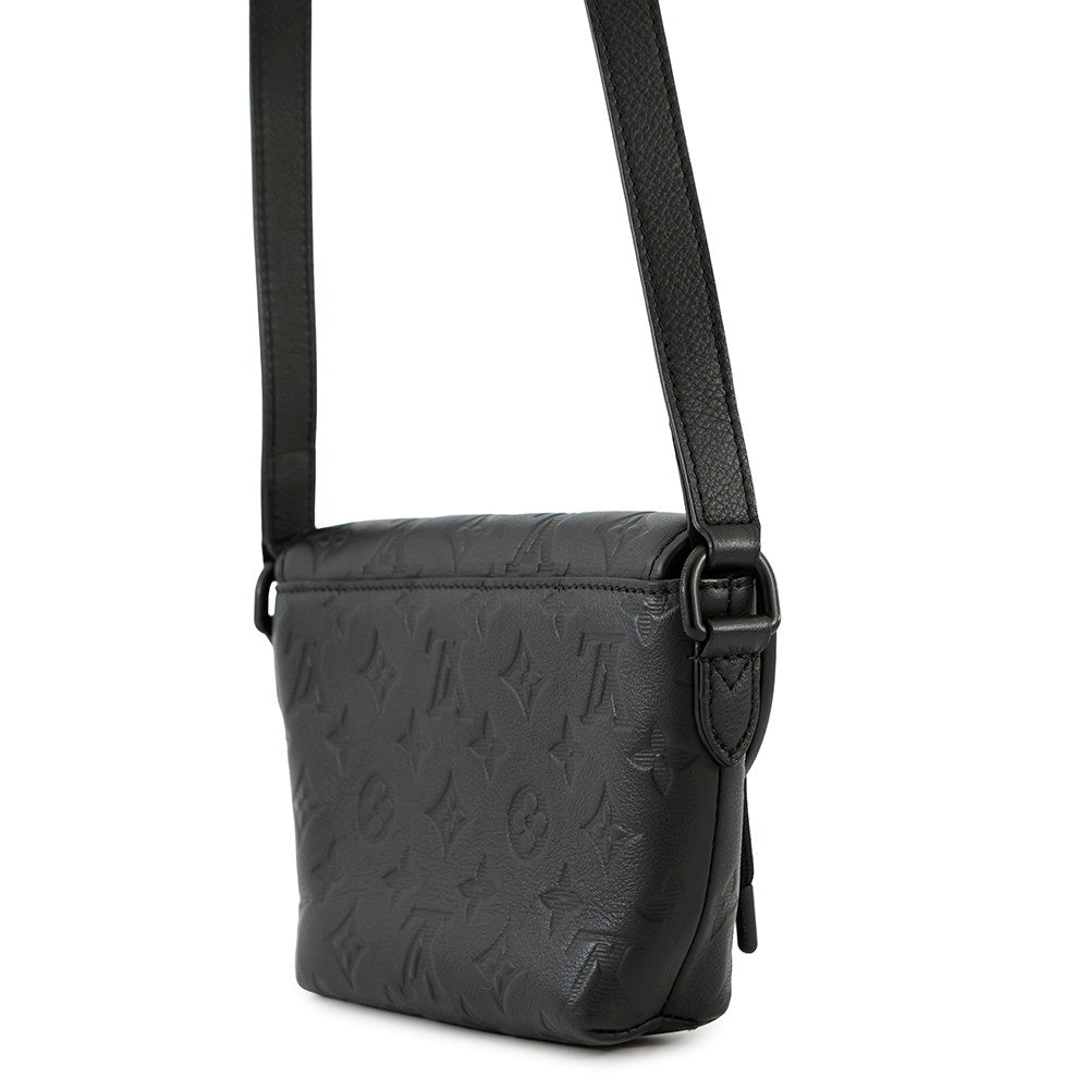 Louis Vuitton Pulse Wearable NoirM12636 Shadow Monogram Wallet Case