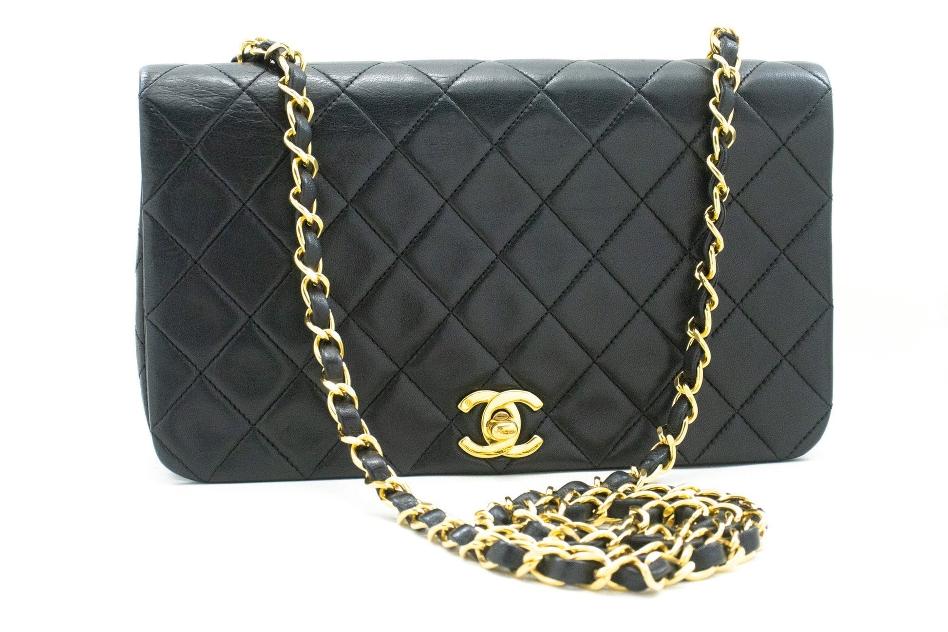 CHANEL Wallet On Chain Shoulder Bag