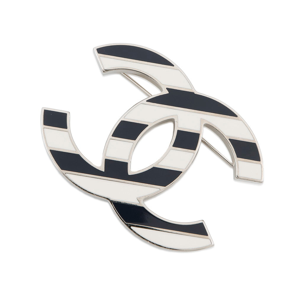 Chanel CC Logo Border Brooch White Blue Handbag