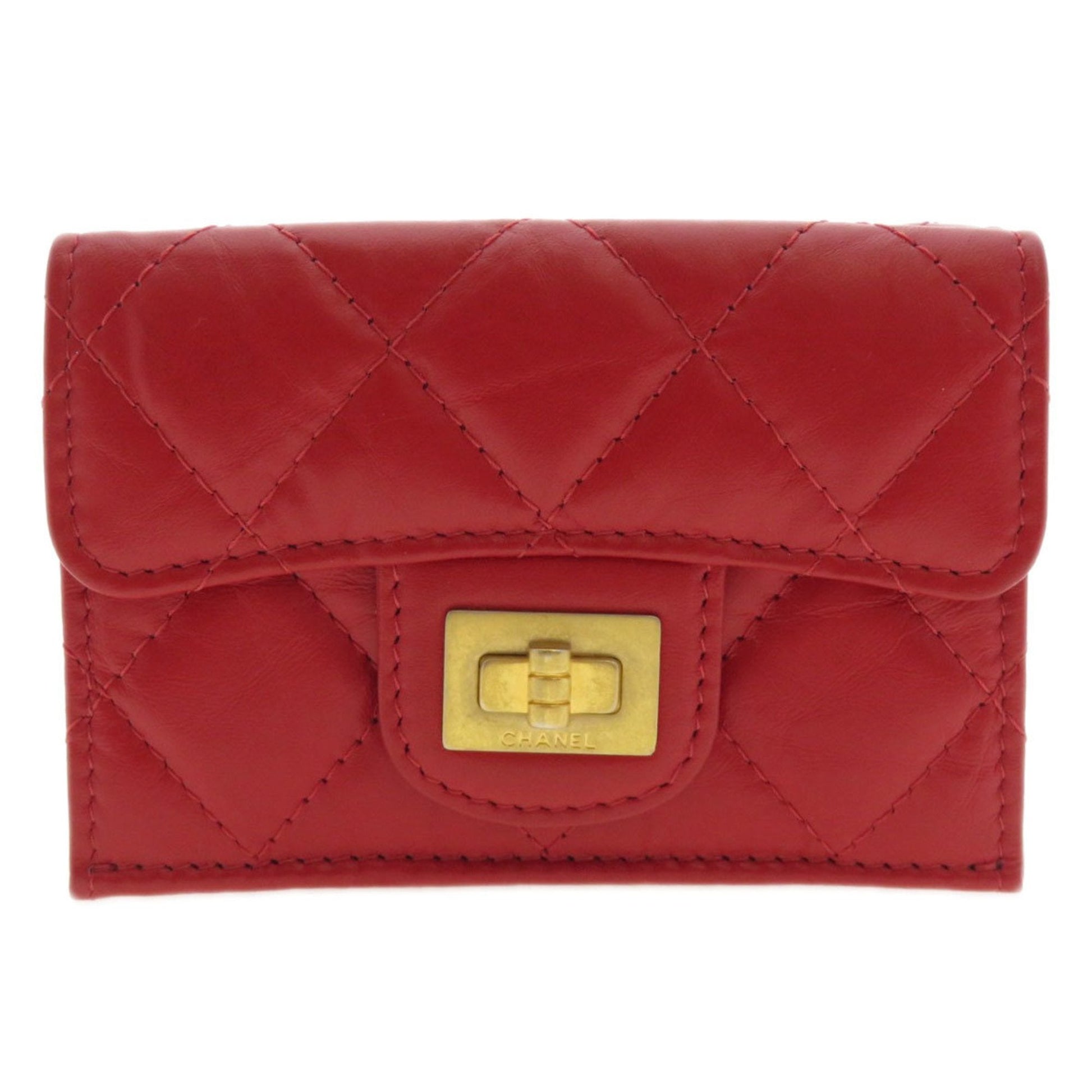 CHANEL Matelasse Wallet