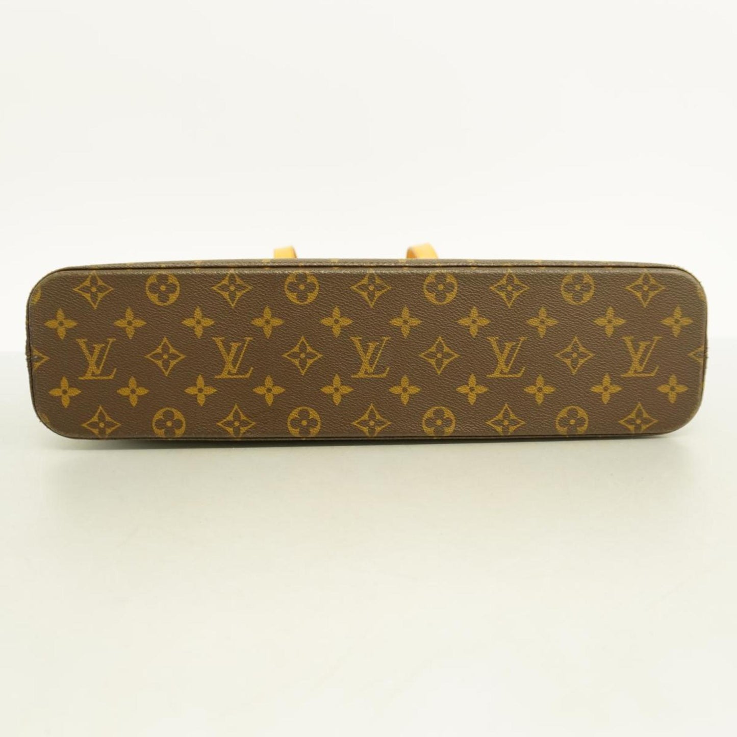 LOUIS VUITTON Luco Tote