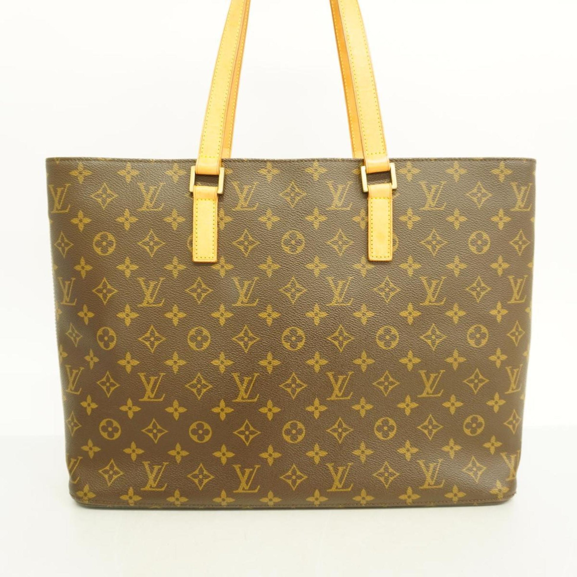 LOUIS VUITTON Luco Tote