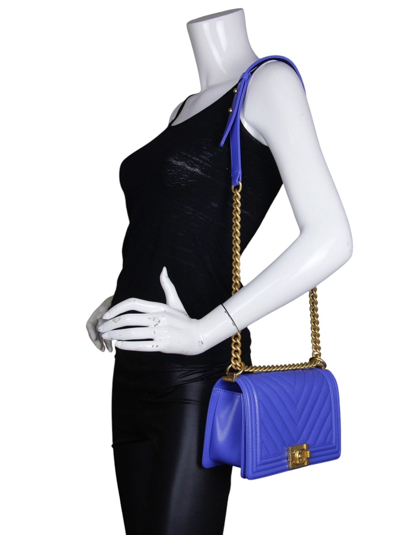 6CHANEL Cobalt Blue Caviar Leather Chevron Quilted Medium Boy Bag 100