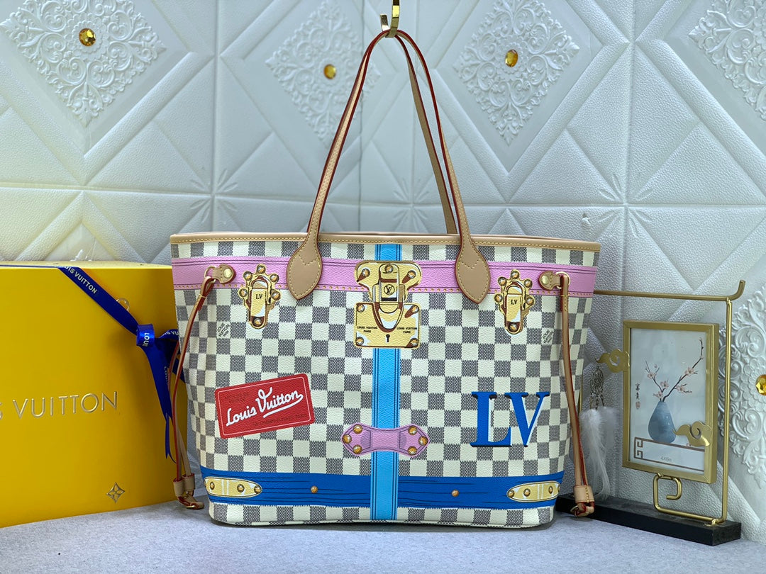 EN - Luxury LUV 810 Travel Bag