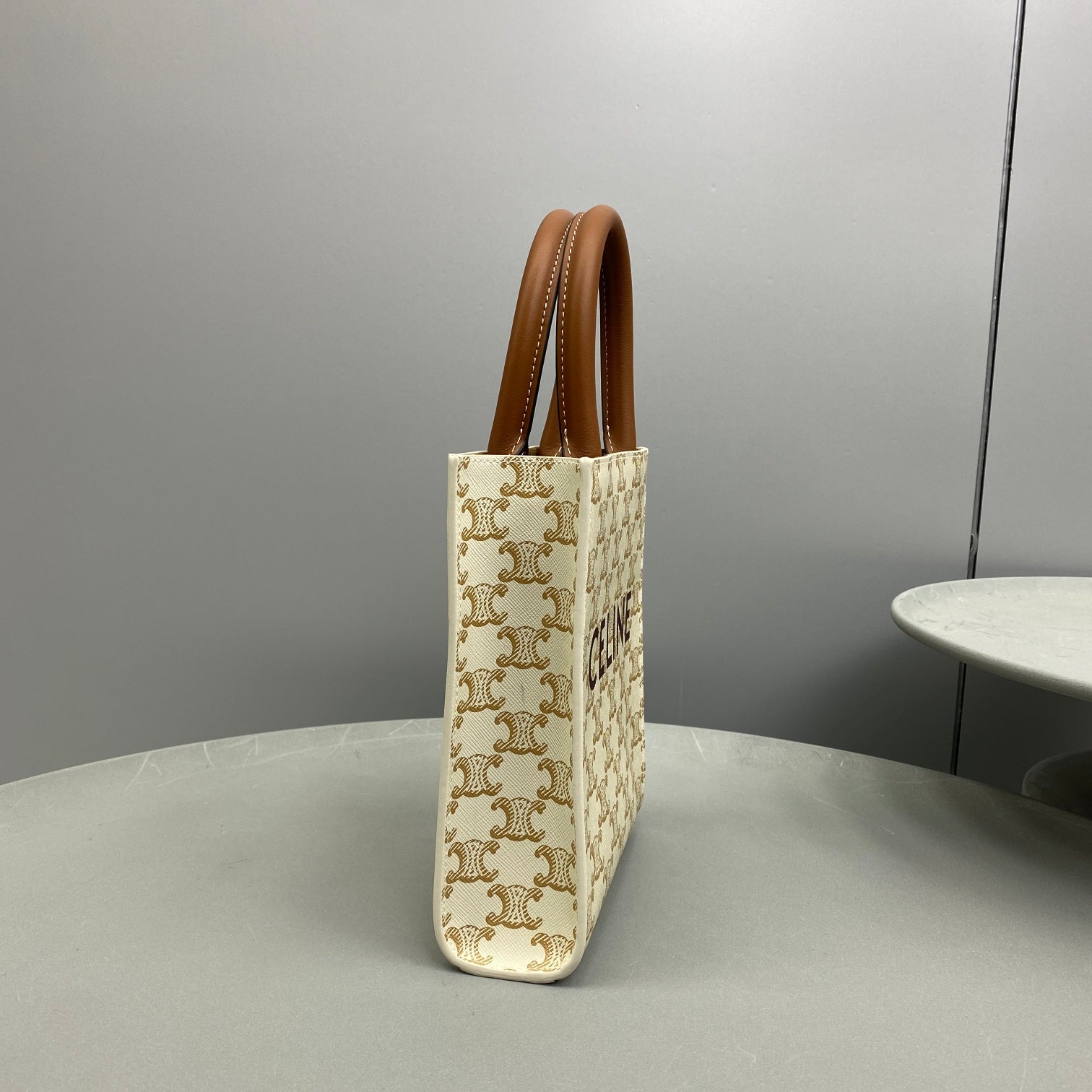 Top Quality Vertical Cabas In Triomphe For Canvas White Travel Bag 194372Bzk01Bc 9183