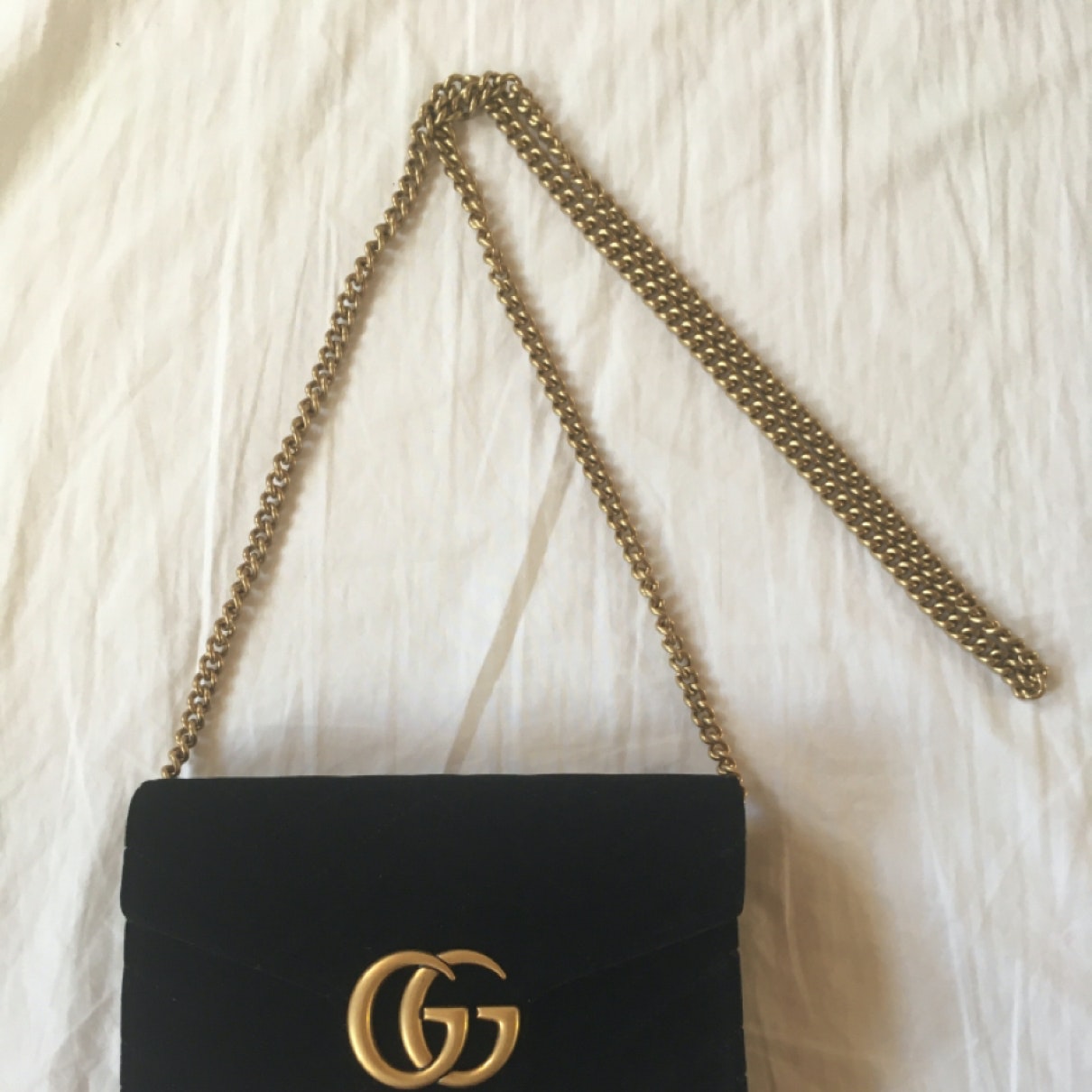 Gucci marmont black velvet handbag