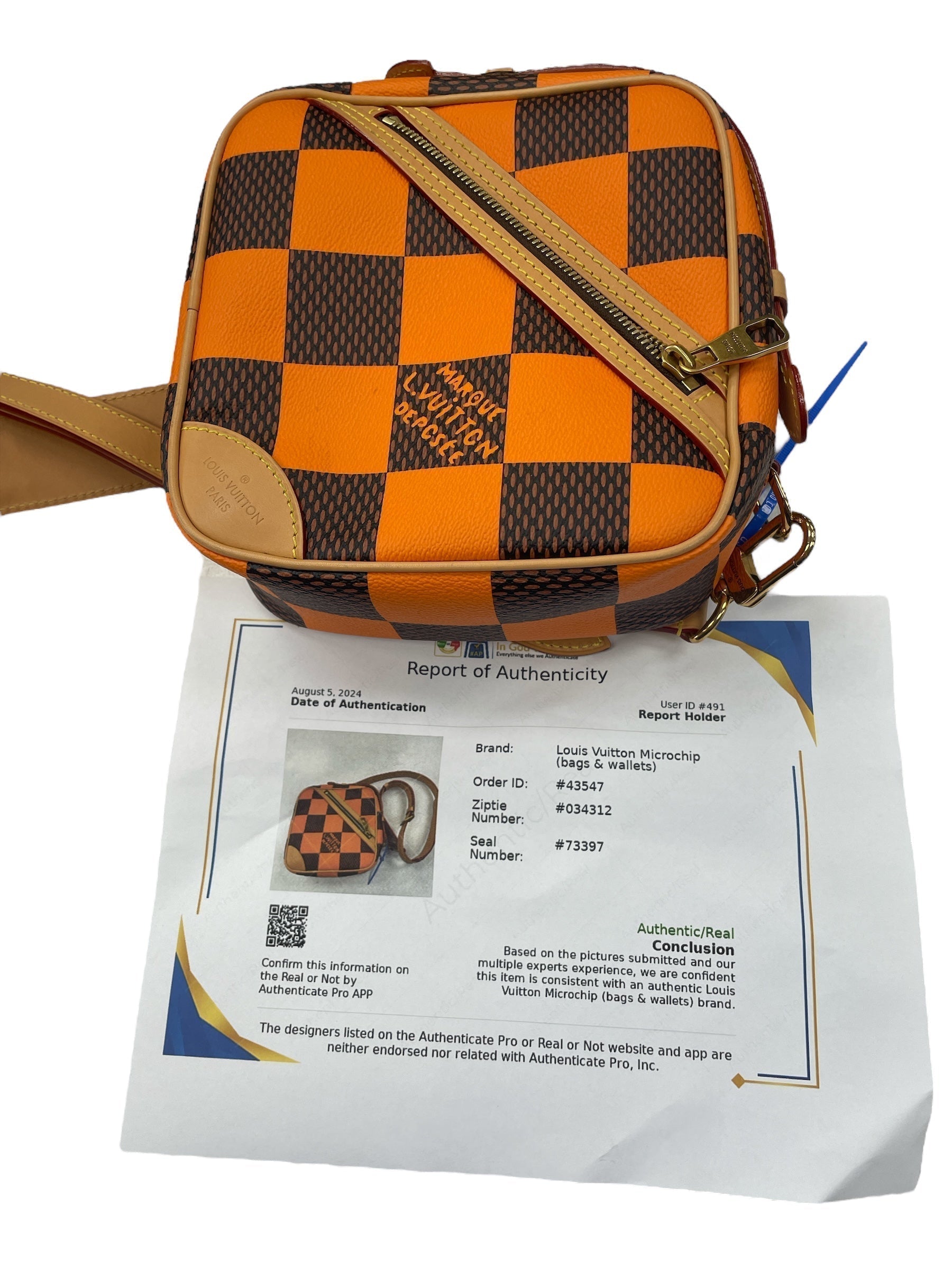 Crossbody Luxury Designer Louis Vuitton, Size Small