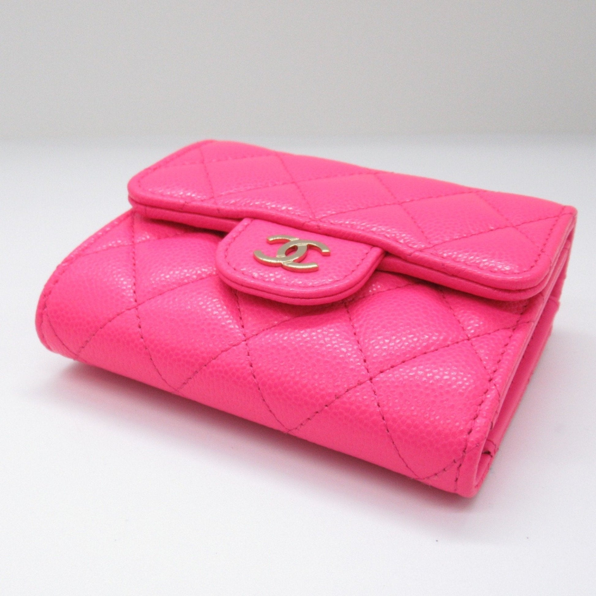 CHANEL Matelasse Wallet