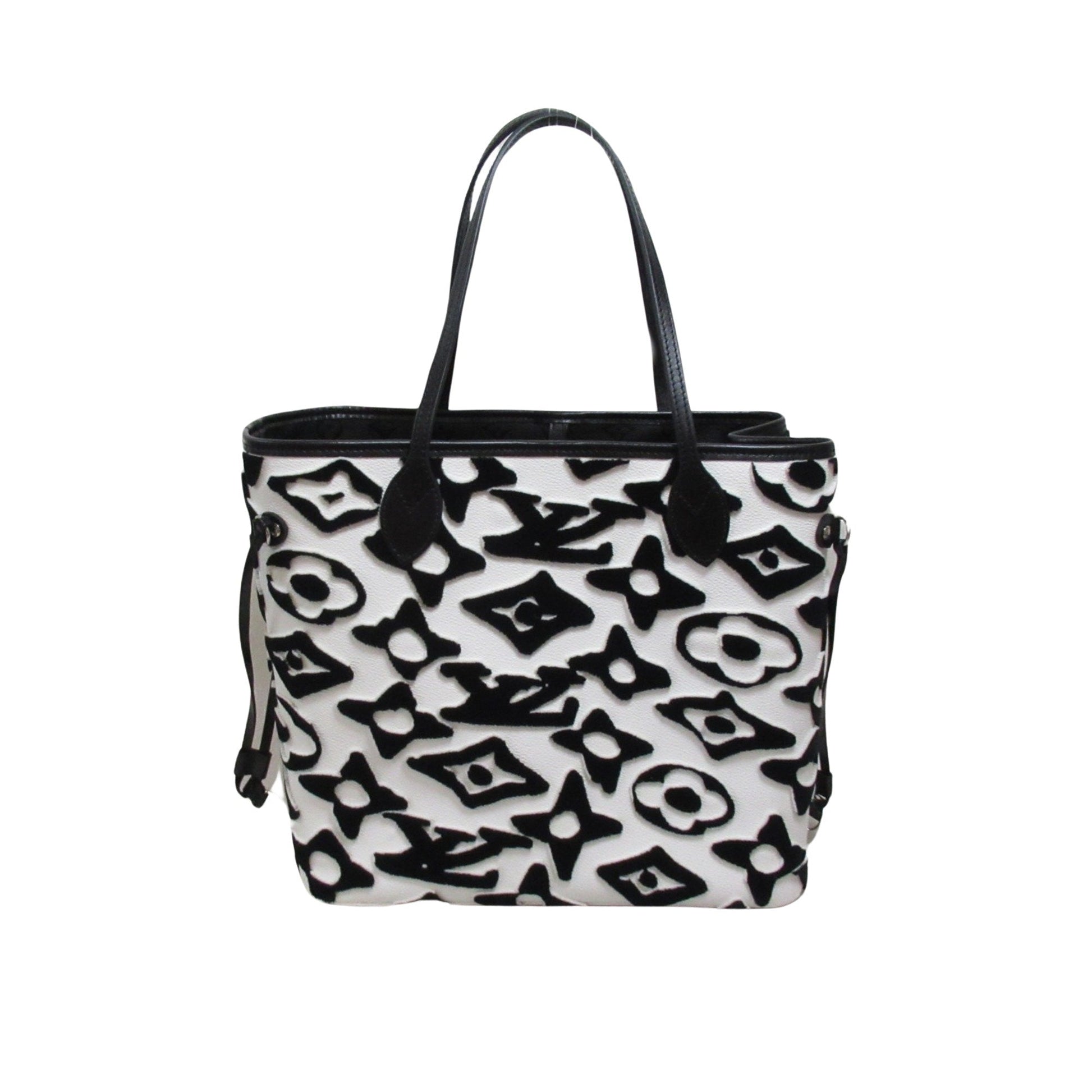 LOUIS VUITTON Neverfull MM Tote