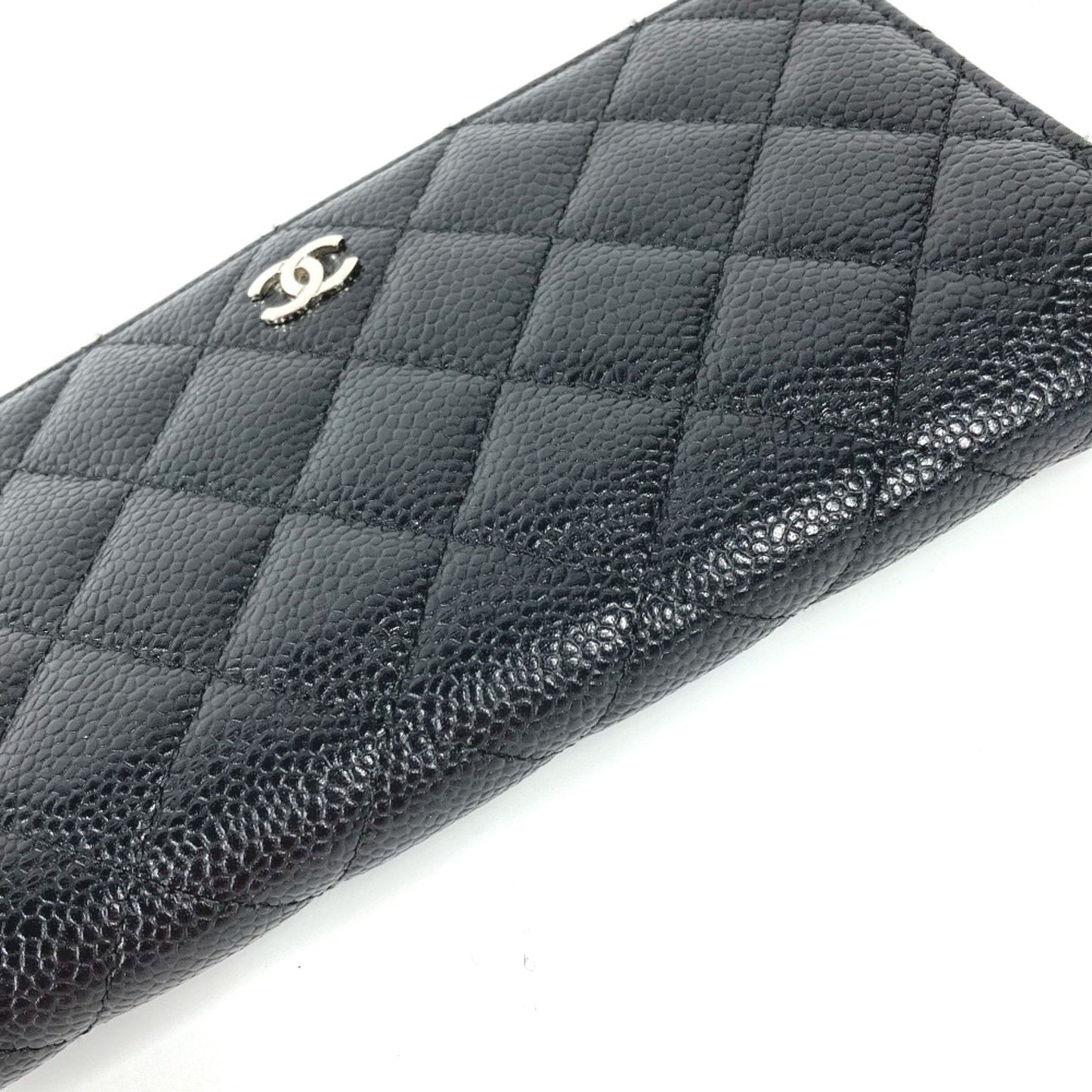 CHANEL Matelasse Wallet