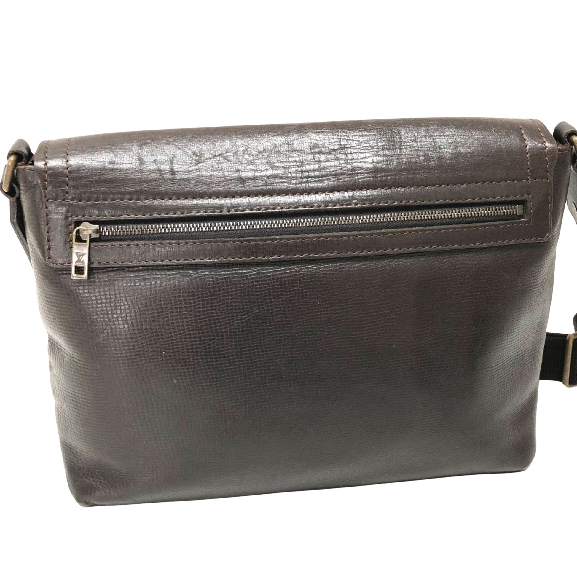 LOUIS VUITTON Utah Shoulder Bag