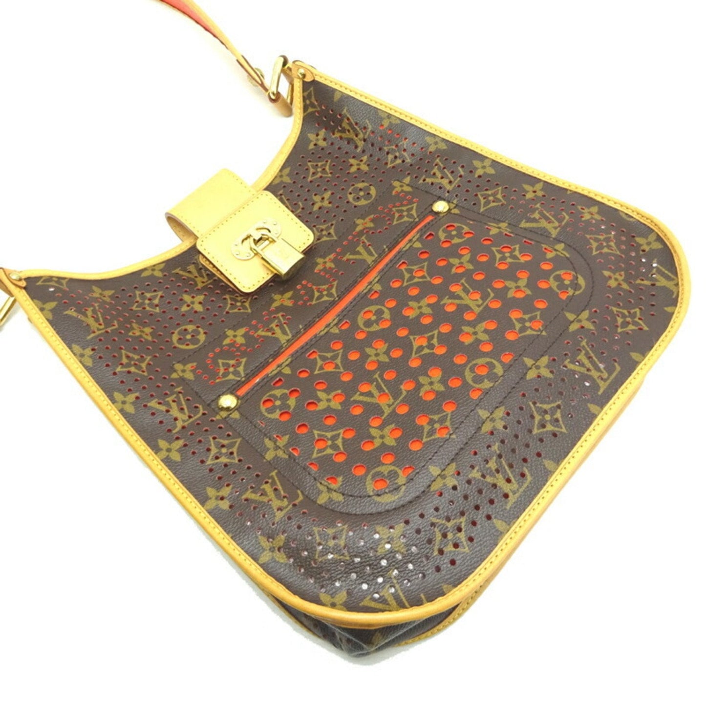 LOUIS VUITTON M tte Shoulder Bag