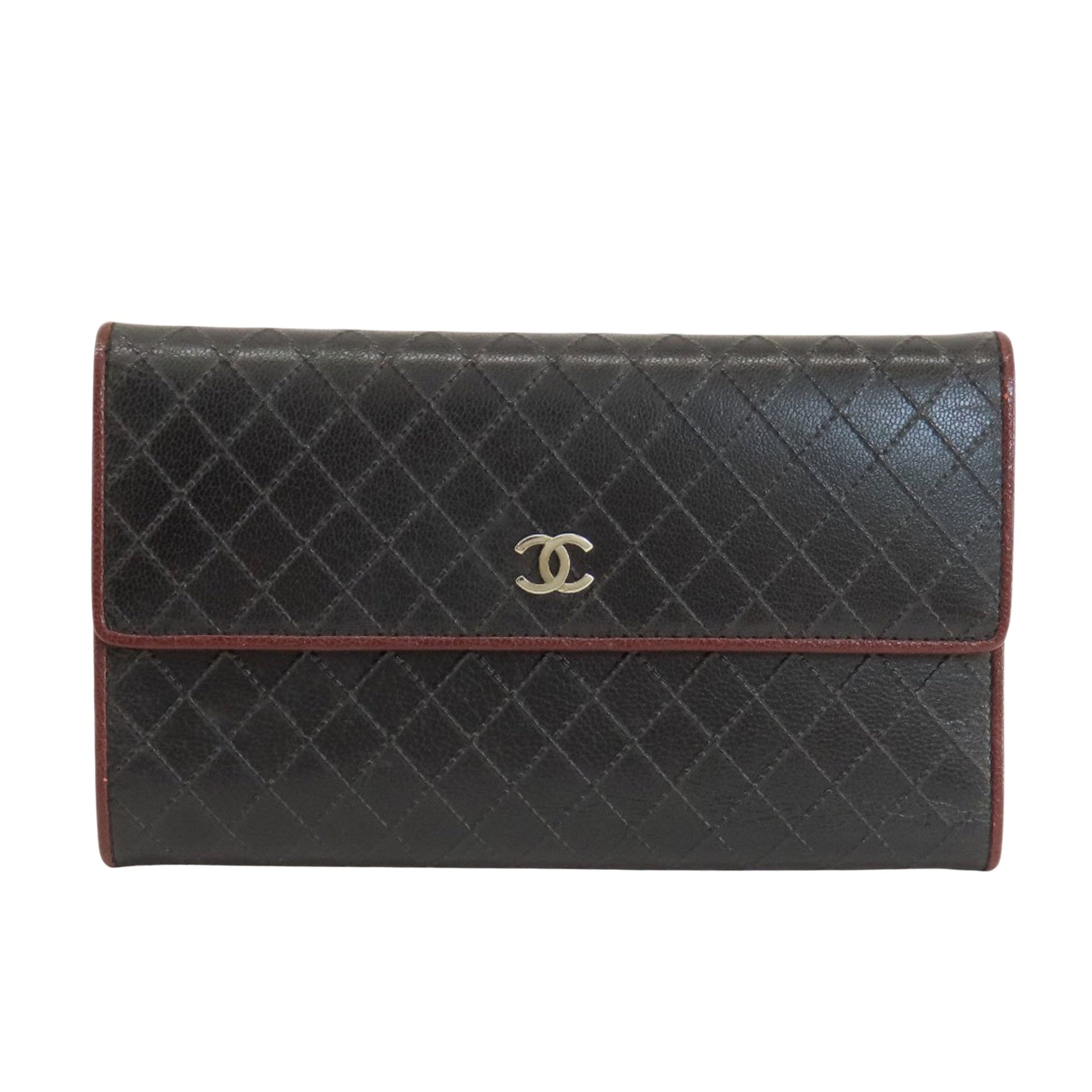 CHANEL Matelasse Wallet