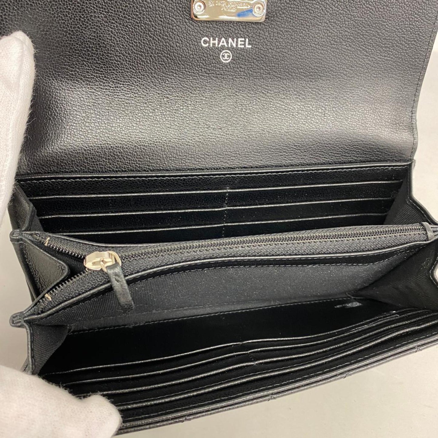 CHANEL Matelasse Wallet