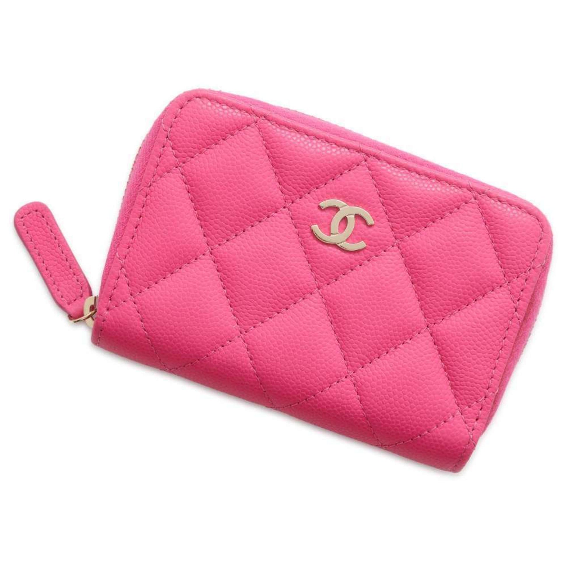 CHANEL Matelasse Wallet