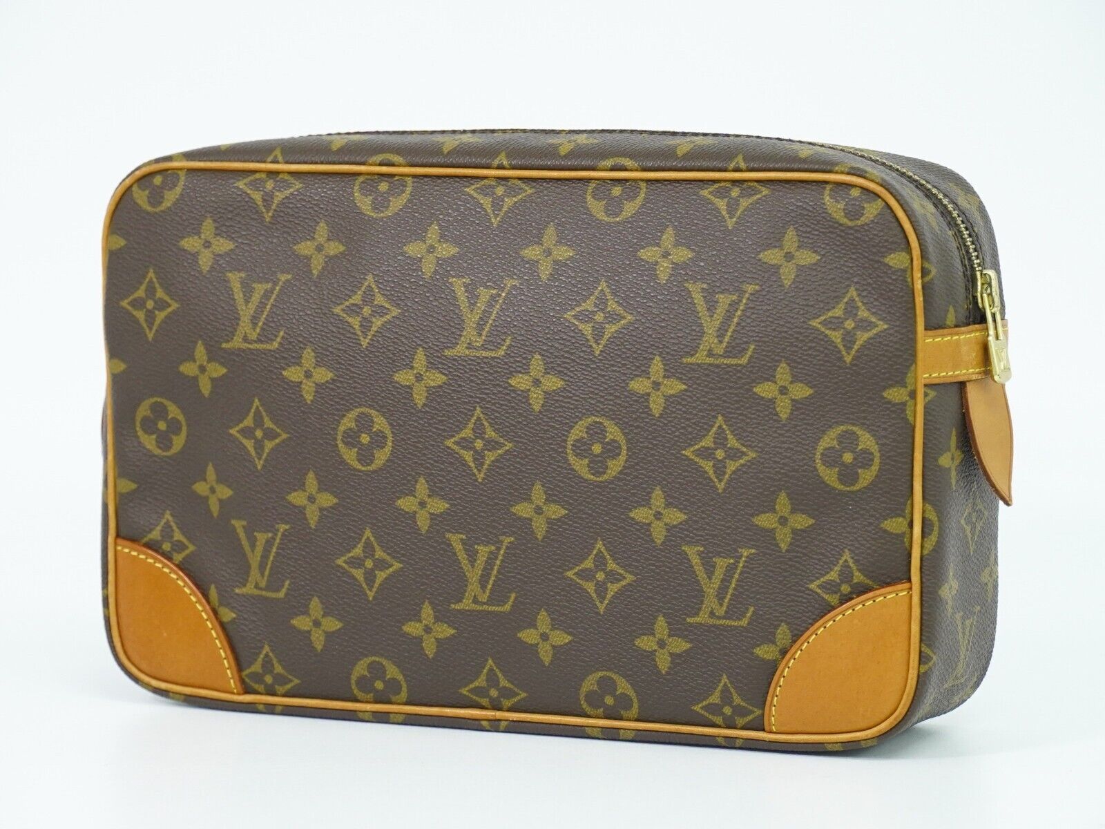 LOUIS VUITTON Compiegne 28 Clutch Bag